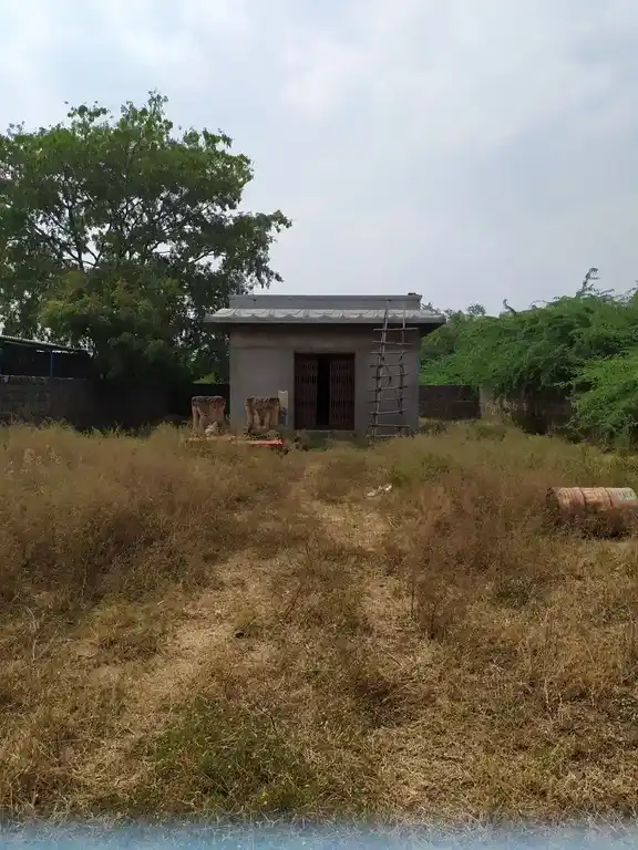 Arulmigu Kathavarayarsamy Temple, Rajaligapettai, Tiruchengode - 637211 அருள்மிகு காத்தவராயசாமி திருக்கோயில், ராஜலிங்கப்பட்டை, திருச்செங்கோடு - 637211, Namakkal - Ancient Temple Architecture and History Image 3