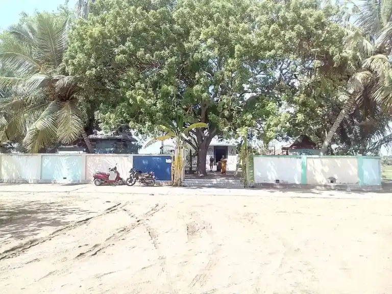 Arulmigu Kathavarayaswamy Temple, Manamelkudi - 614619 Temple