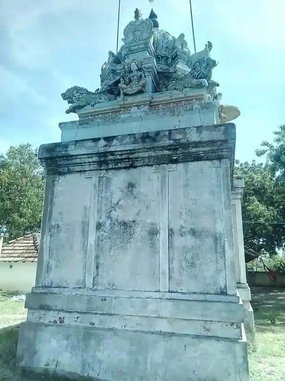 Arulmigu Kathavarayaswamy Temple, Manamelkudi - 614619 Arulmigu Kathavarayaswamy Temple, Manamelkudi - 614619, Pudukkottai - Ancient Temple Architecture and History Image 6