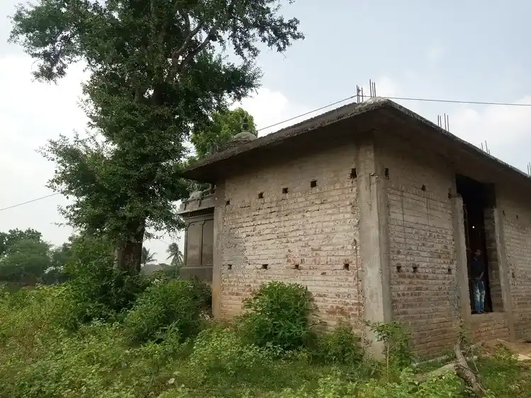 Arulmigu Kathir Velayudha Pillaiyar Temple, Valoor - 609403 அருள்மிகு கதிர்வேலாயுத பிள்ளையார் திருக்கோயில், Valoor - 609403, Thiruvarur - Ancient Temple Architecture and History Image 2