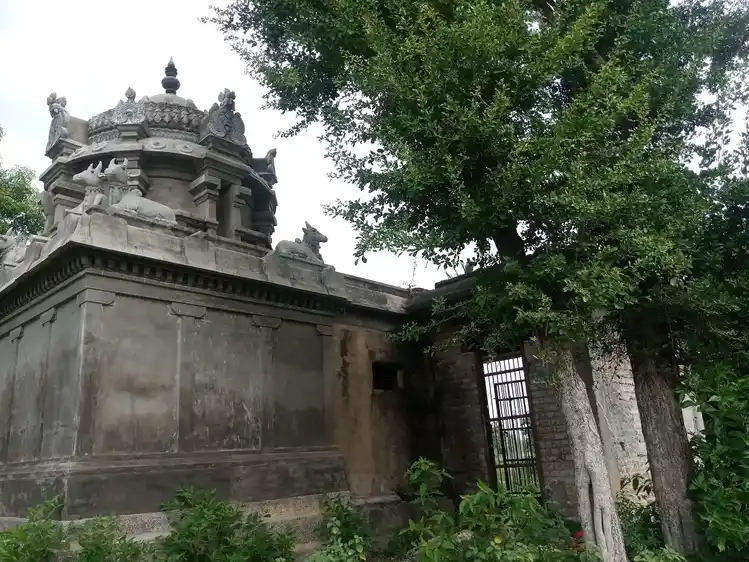 Arulmigu Kathir Velayudha Pillaiyar Temple, Valoor - 609403 அருள்மிகு கதிர்வேலாயுத பிள்ளையார் திருக்கோயில், Valoor - 609403, Thiruvarur - Ancient Temple Architecture and History Image 3