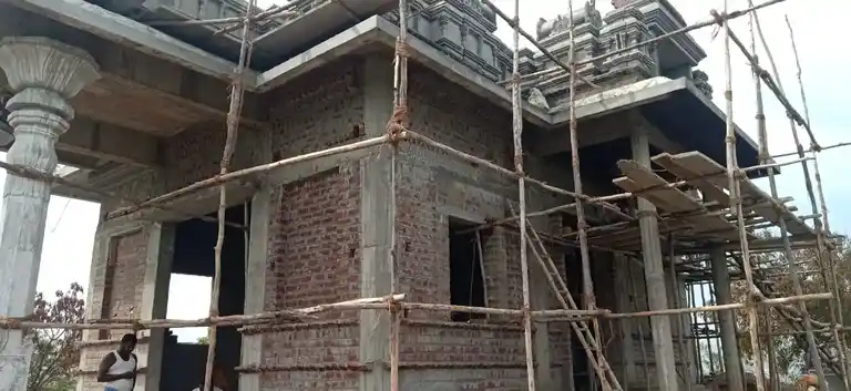 Arulmigu Kathiraya Perumal Temple, Kathirchettipatty, Muthunayakanpatti - 636309 அருள்மிகு கதிராயபெருமாள் திருக்கோயில், Kathirchettipatty, Muthunayakanpatti - 636309, Salem - Ancient Temple Architecture and History Image 2