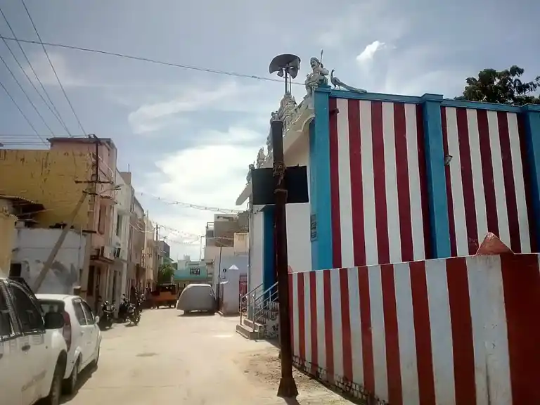 Arulmigu Kathiresan Temple, Thoothukudi - 628001 அருள்மிகு கதிரேசன் திருக்கோயில், Thoothukudi - 628001, Thoothukudi - Ancient Temple Architecture and History Image 4