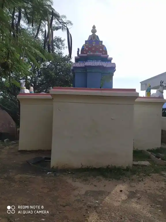 Arulmigu Kathirinarasimmaswamy Temple, Near Nalakundlapalli, Naralapalle - 635120 அருள்மிகு கதிரி நரசிம்ம சுவாமி திருக்கோயில், Near Nalakundlapalli, Naralapalle - 635120, Krishnagiri - Ancient Temple Architecture and History Image 2