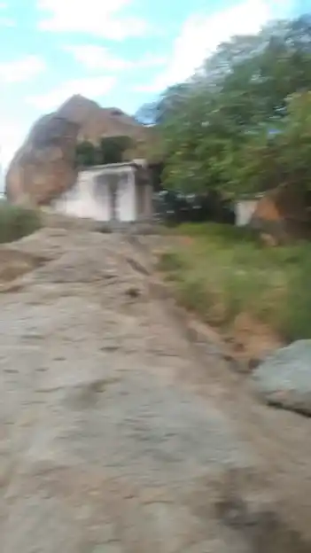 Arulmigu Kathiriyappaswamy Temple, Oothikuppam - 635120 அருள்மிகு கதிரியப்ப சுவாமி திருக்கோயில், ஓதிகுப்பம் - 635120, Krishnagiri - Ancient Temple Architecture and History Image 5