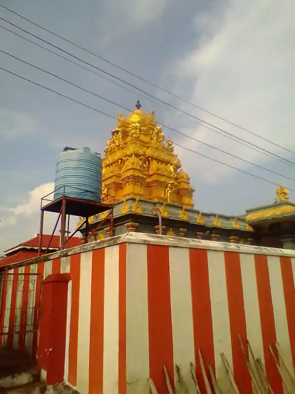 Arulmigu Kathirrayaperumal Temple, Kottur Malayandipatinan, Kottur Malayandipatinan - 642114 அருள்மிகு கதிர்ராயர்பெருமாள் திருக்கோயில், கோட்டூர் மலையாண்டிபட்டினம், Kottur Malayandipatinan - 642114, Coimbatore - Ancient Temple Architecture and History Image 4