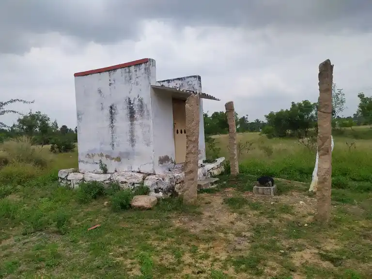 Arulmigu Kattampalayam Mariamman Temple, Karveppampatti - 637304 அருள்மிகு காட்டாம்பாளையம் மாரியம்மன் திருக்கோயில், Karveppampatti - 637304, Namakkal - Ancient Temple Architecture and History Image 2