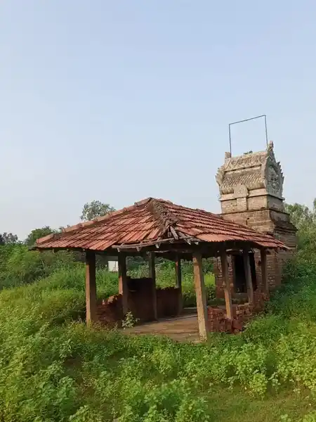 Arulmigu Katteriyamman Temple, Athangaraippatti - 614902 அருள்மிகு காட்டேரியம்மன் திருக்கோயில், ஆத்தங்கரைபட்டி - 614902, Pudukkottai - Ancient Temple Architecture and History Image 3