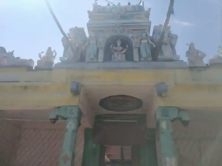 Arulmigu Katthandamman Temple, Kalappanpatti - 625529 அருள்மிகு காத்தாண்டம்மன் திருக்கோயில், Kalappanpatti - 625529, Madurai - Ancient Temple Architecture and History Image 3