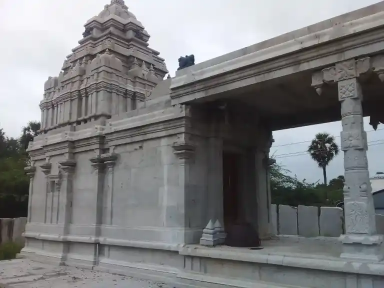 Arulmigu Kattiyakkaara Karuppar Savvathu Vinayagar Temple, Perundurai - 622507 அருள்மிகு கட்டியகாரகருப்பர் சவ்வாது விநாயகர் திருக்கோயில், Perundurai - 622507, Pudukkottai - Ancient Temple Architecture and History Image 3