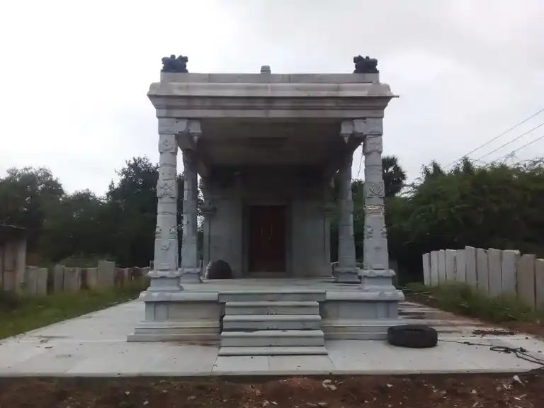 Arulmigu Kattiyakkaara Karuppar Savvathu Vinayagar Temple, Perundurai - 622507 அருள்மிகு கட்டியகாரகருப்பர் சவ்வாது விநாயகர் திருக்கோயில், Perundurai - 622507, Pudukkottai - Ancient Temple Architecture and History Image 4