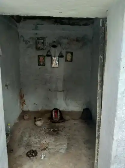 Arulmigu Kattuperumal Temple, Thotathusalai Vazhi, Chellapapalayam - 642207 அருள்மிகு காட்டுப்பெருமாள் திருக்கோயில், Thotathusalai Vazhi, Chellapapalayam - 642207, Tiruppur - Ancient Temple Architecture and History Image 5