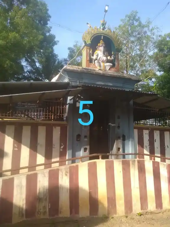 Arulmigu Kaverikarai Nadutheru Vinayagar Temple, Thiruvisanallur - 612105