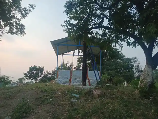 Arulmigu Kaveti Ranganthar Temple, Manathal Nallagoundampatty, Olaippatti - 636454 அருள்மிகு காவெட்டி ரங்கநாதர் திருக்கோயில், Manathal Nallagoundampatty, Olaippatti - 636454, Salem - Ancient Temple Architecture and History Image 4