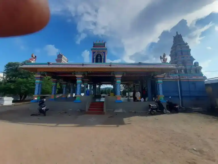 Arulmigu Kavi Sendraya Swamy Temple, Errahalli - 635112 அருள்மிகு கவி சென்றாயசாமி திருக்கோயில், எர்ரஅள்ளி - 635112, Krishnagiri - Ancient Temple Architecture and History Image 7