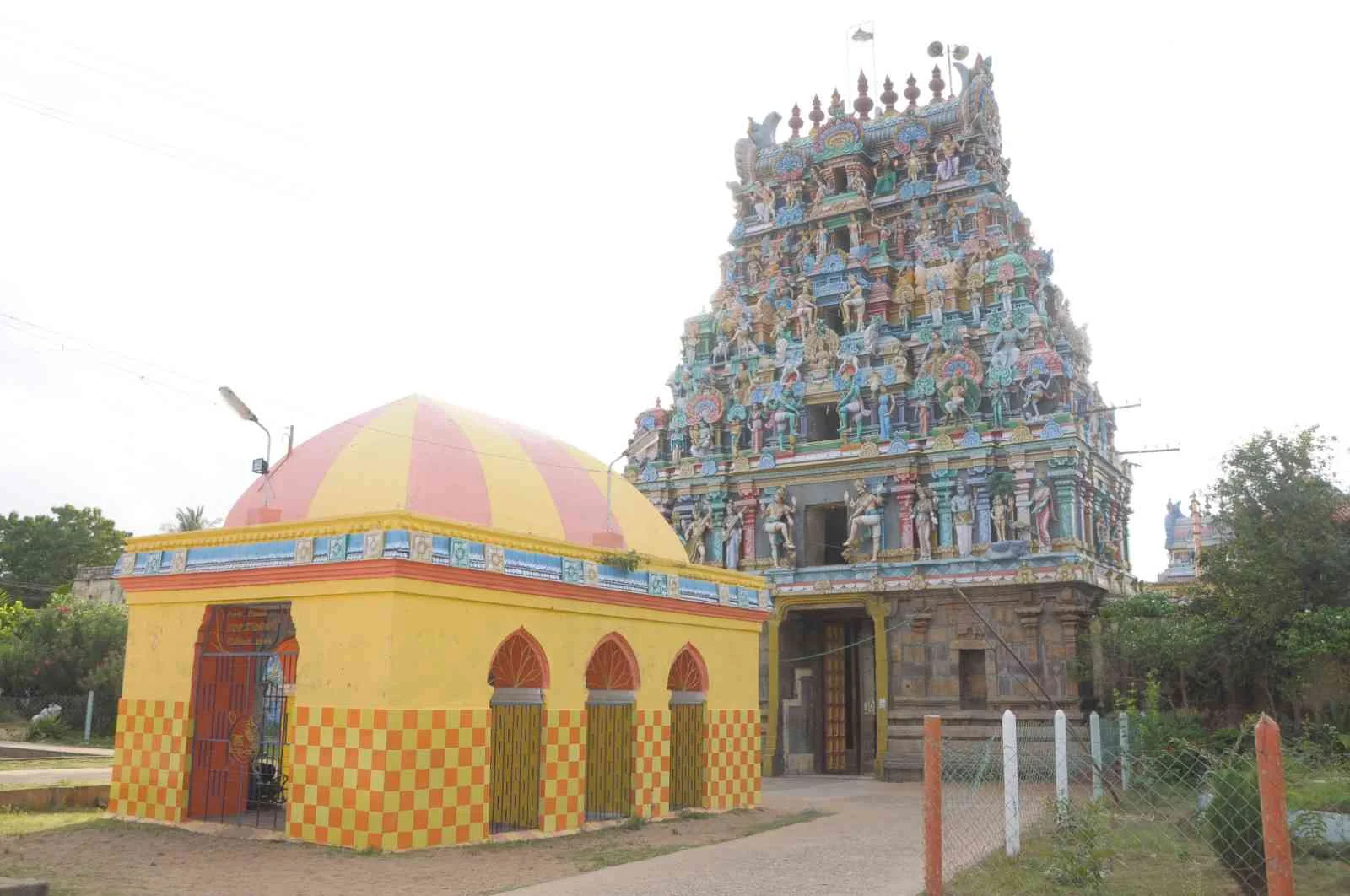 அருள்மிகு காயாரோகணசுவாமி மற்றும் நீலாயதாட்சியம்மன் திருக்கோயில், நாகப்பட்டினம் - 611001