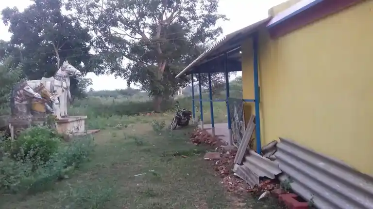 Arulmigu Kazhuvan Karupuswamy Temple, Valanadu - 621306 Arulmigu Kazhuvan karupuswamy Temple, Valanadu - 621306, Thiruchirappalli - Ancient Temple Architecture and History Image 4