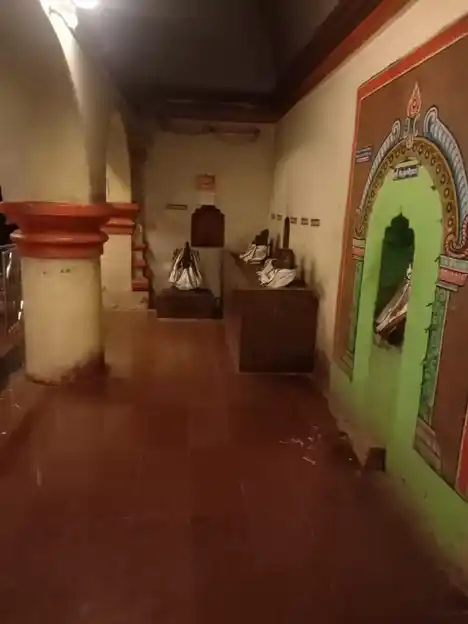 Arulmigu Keelasinga Perumal Temple, Kondiraja Palayam, Thanjavur - 613001 அருள்மிகு கீழசிங்க பெருமாள் திருக்கோயில், Kondiraja Palayam, Thanjavur - 613001, Thanjavur - Ancient Temple Architecture and History Image 2