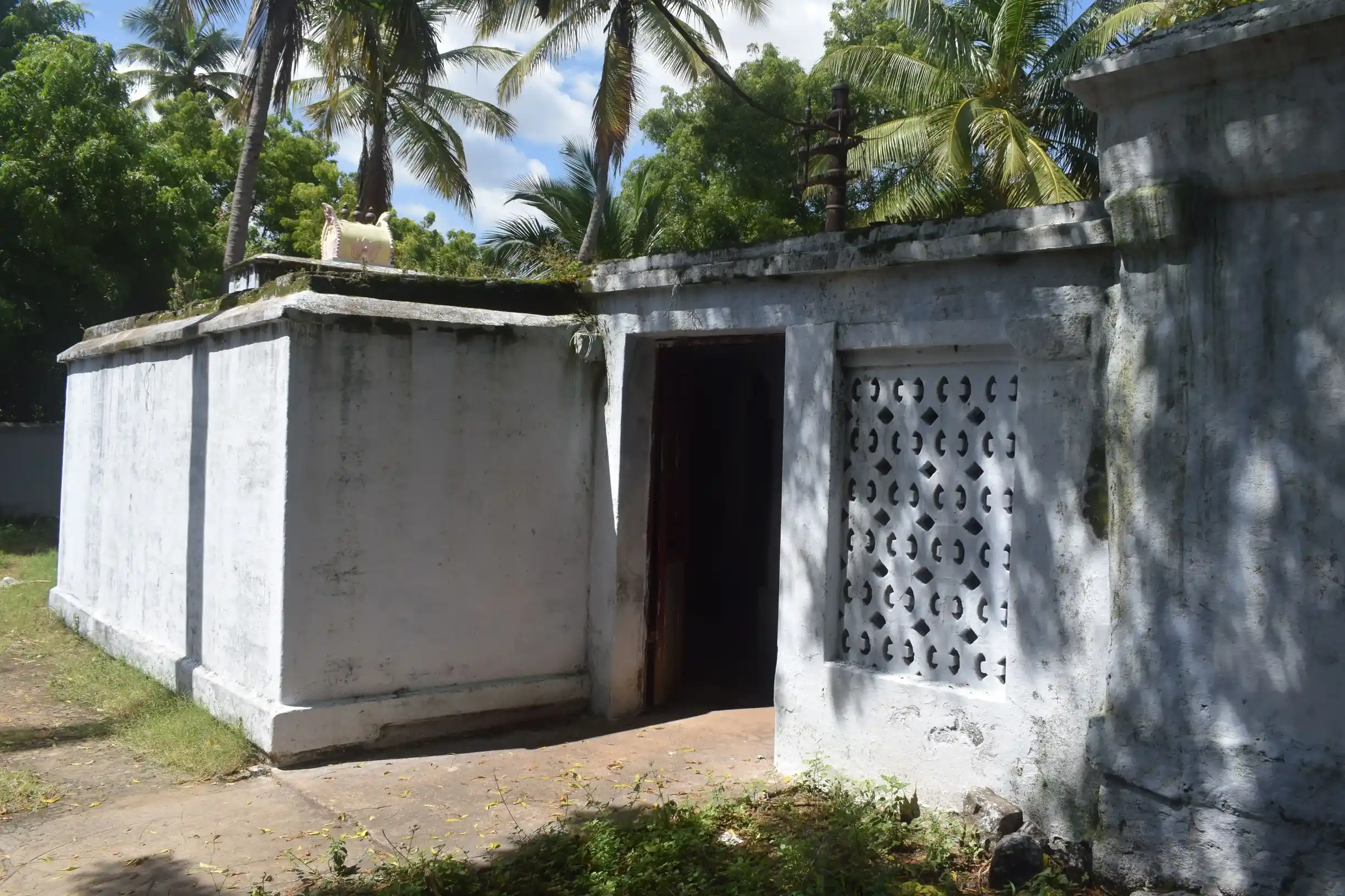 Arulmigu Keezha Mutharamman Temple, Melapuliyur - 627811