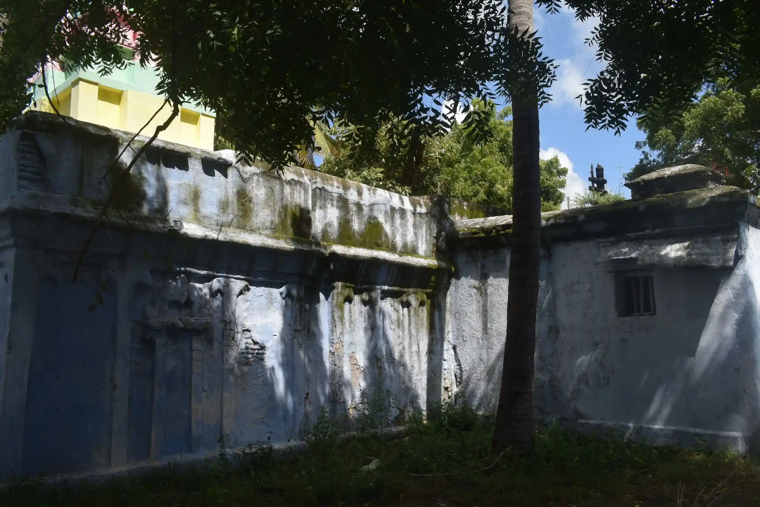 Arulmigu Keezha Mutharamman Temple, Melapuliyur - 627811 அருள்மிகு கீழமுத்தாரம்மன் திருக்கோயில், Melapuliyur - 627811, Tenkasi - Ancient Temple Architecture and History Image 2