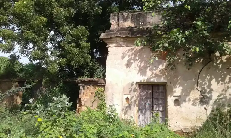 Arulmigu Kesavarau Mohith Raov Sakip Temple, Puduppattinam, Thanjavur - 614904 அருள்மிகு கேசவராவ் மொகித்ராவ் சாகேப் திருக்கோயில், Puduppattinam, Thanjavur - 614904, Thanjavur - Ancient Temple Architecture and History Image 5