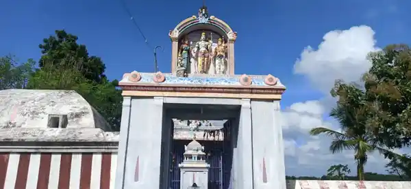Arulmigu Keswavanatha Rajagopalaswamy Temple, Veppathaankudi - 610103 அருள்மிகு கேசவநாதர் ராஜகோபாலசாமி திருக்கோயில், Veppathaankudi - 610103, Thiruvarur - Ancient Temple Architecture and History Image 4