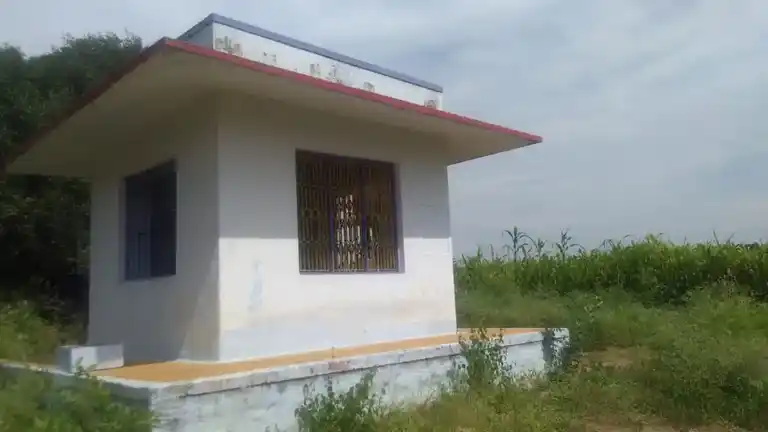 Arulmigu Kilampatty Vinayagar Temple, Nedungulam - 637107 அருள்மிகு கிளாம்பட்டி விநாயகர் திருக்கோயில், Nedungulam - 637107, Salem - Ancient Temple Architecture and History Image 4