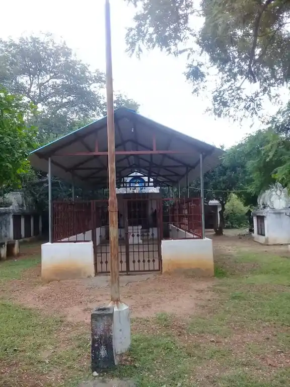 Arulmigu Kilampuli Ayyanar Temple, Sankarapuram - 630002 Arulmigu Kilampuli Ayyanar Temple, Sankarapuram - 630002, Sivagangai - Ancient Temple Architecture and History Image 3