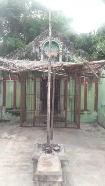 Arulmigu Kiliyalamman Temple, Periyakumatti - 608503 அருள்மிகு கிளியாளம்மன் திருக்கோயில், பெரியகுமட்டி - 608503, Cuddalore - Ancient Temple Architecture and History Image 2