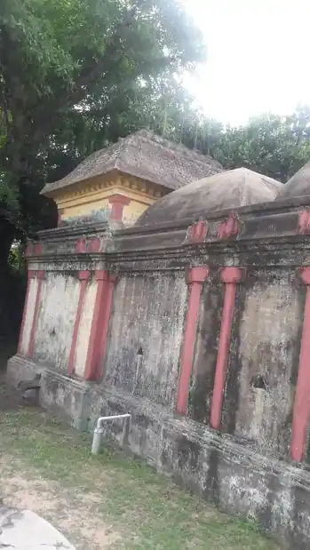 Arulmigu Kiliyalamman Temple, Periyakumatti - 608503 அருள்மிகு கிளியாளம்மன் திருக்கோயில், பெரியகுமட்டி - 608503, Cuddalore - Ancient Temple Architecture and History Image 6