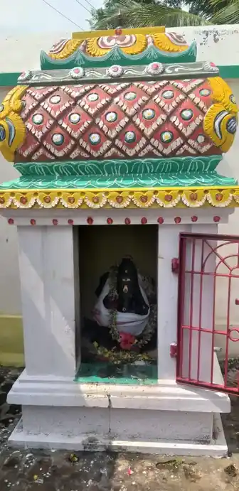 Arulmigu Kirubalanatha Swamy And Varadharaja Perumal Temple, Puthamangalam - 609202 அருள்மிகு கிருபாலநாத சுவாமி திருக்கோயில், Puthamangalam - 609202, Mayiladuthurai - Ancient Temple Architecture and History Image 4