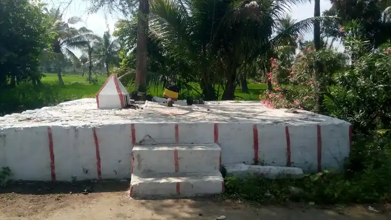 Arulmigu Kiza Vinayagar Temple, Samigoundanpalayam, Nasiyanur - 638107 அருள்மிகு கிழ விநாயகர் திருக்கோயில், சாமிக்கவுண்டன்பாளையம்,நசியனூர் - 638107, Erode - Ancient Temple Architecture and History Image 2