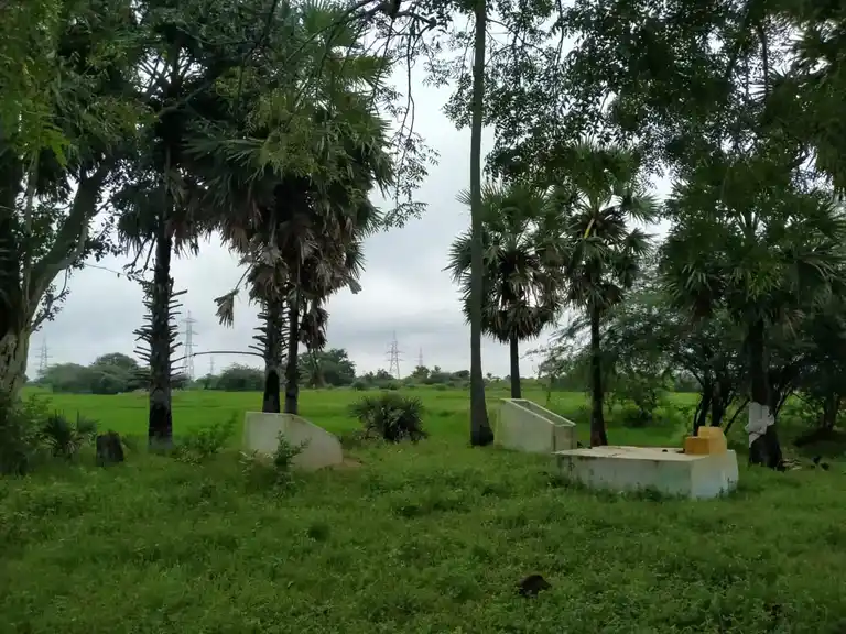 Arulmigu Kizhavan Temple, Thiruverumbur - 620015 Arulmigu Kizhavan Temple, Thiruverumbur - 620015, Thiruchirappalli - Ancient Temple Architecture and History Image 3
