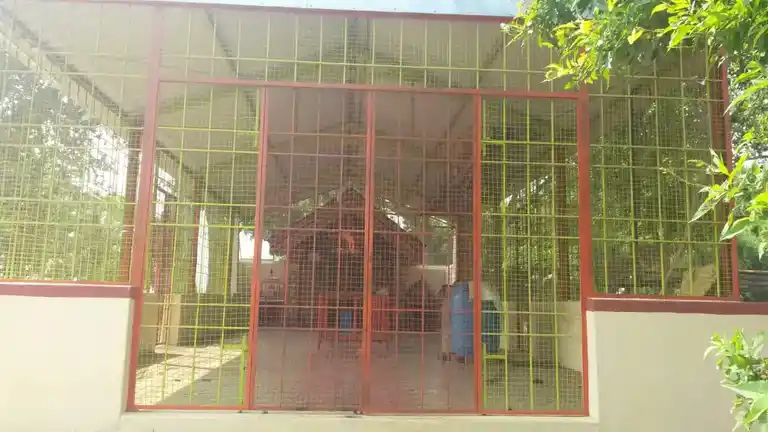 Arulmigu Kodaimugi Ayyanar Temple, Kulichppattu - 613501 அருள்மிகு கொடைமுகி அய்யனார் திருக்கோயில், Kulichppattu - 613501, Thanjavur - Ancient Temple Architecture and History Image 3