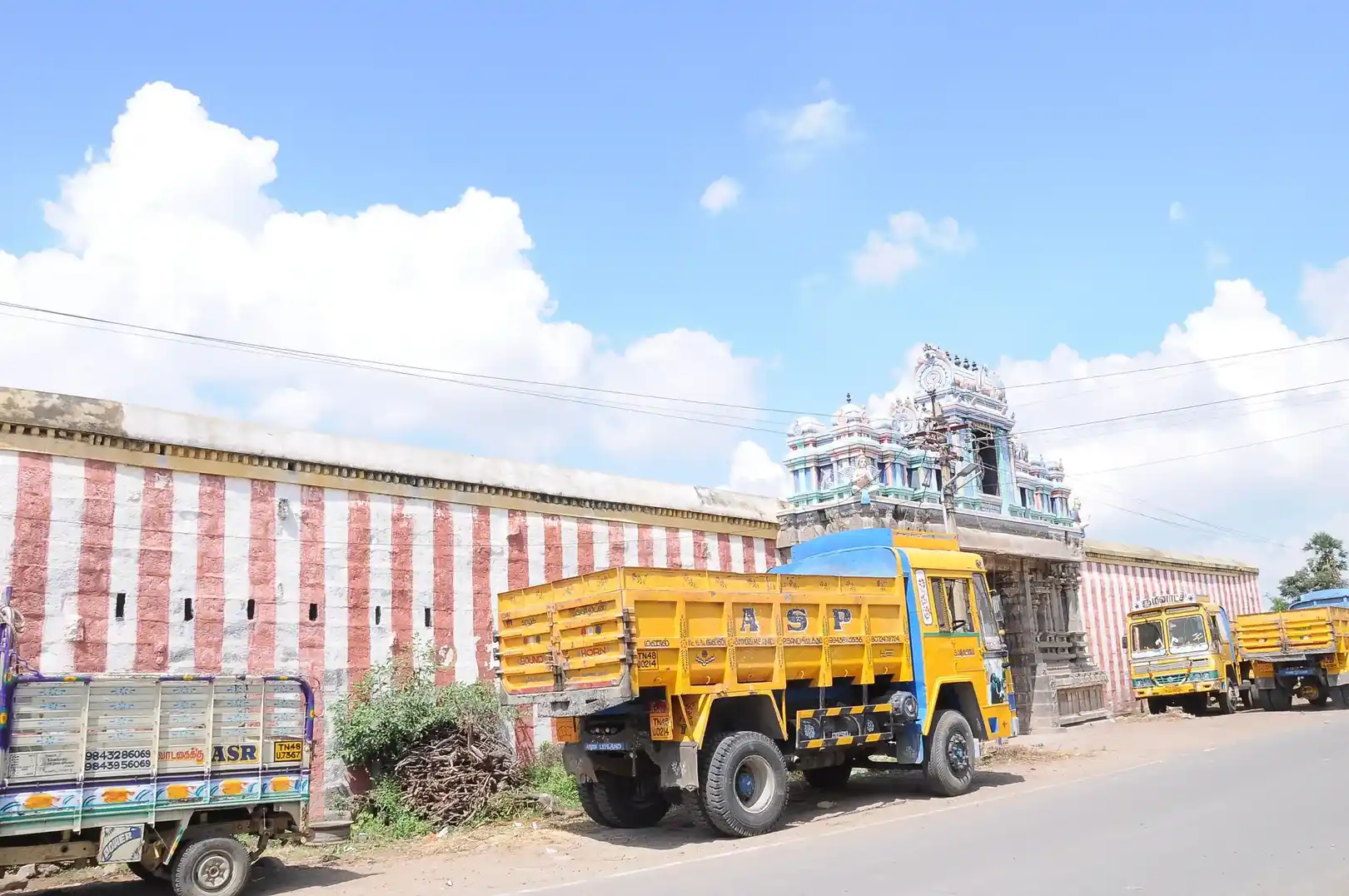 Arulmigu Kodandaramar Tempele, Oothadur, Oottathur - 621109 Arulmigu Kodandaramar Tempele, Oothadur, Oottathur - 621109, Thiruchirappalli - Ancient Temple Architecture and History Image 2