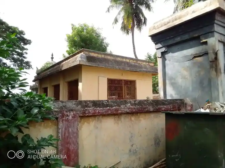 Arulmigu Kodandaramar Temple, Polakudi - 609403 Arulmigu Kodandaramar Temple, Polakudi - 609403, Thiruvarur - Ancient Temple Architecture and History Image 3