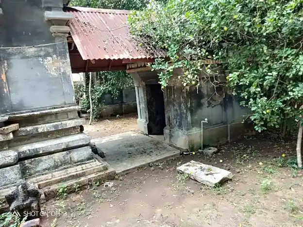 Arulmigu Kodeswara Swamy Temple, Kothangudi - 609805 அருள்மிகு கோடீஸ்வரசுவாமி திருக்கோயில், Kothangudi - 609805, Mayiladuthurai - Ancient Temple Architecture and History Image 9