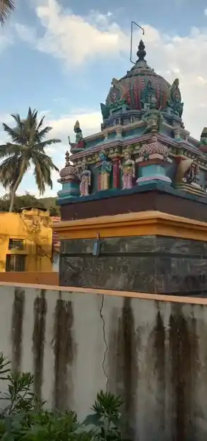 Arulmigu Kodhandaramaswamy Temple, Near Polioce Station, Magarajakadai - 635120 அருள்மிகு கோதண்ட ராமசாமி திருக்கோயில், Near Polioce Station, Magarajakadai - 635120, Krishnagiri - Ancient Temple Architecture and History Image 2
