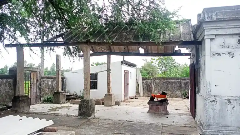 Arulmigu Kodyeswar Swamy Temple, Kodimanagalam - 613704 அருள்மிகு கோடீஸ்வரர் திருக்கோயில், Kodimanagalam - 613704, Thiruvarur - Ancient Temple Architecture and History Image 8