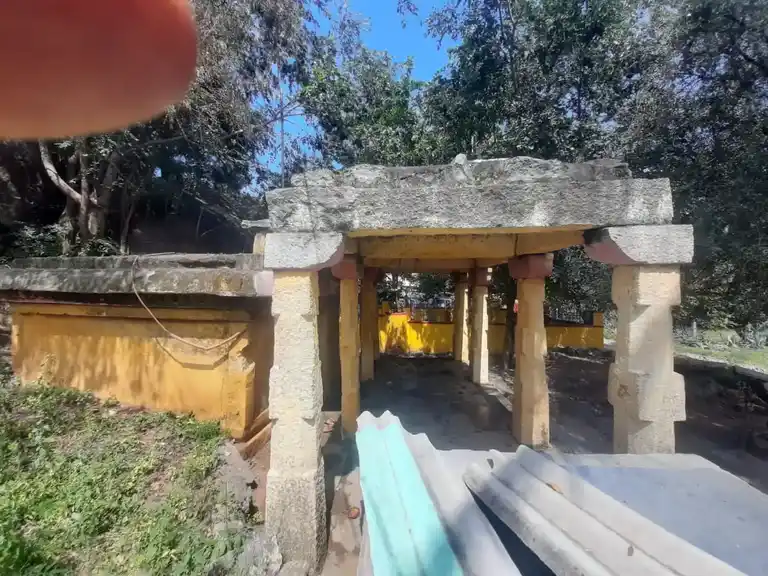 Arulmigu Kolalamman Temple, Gittampatti - 635111 அருள்மிகு சோலாளம்மன் திருக்கோயில், Gittampatti - 635111, Dharmapuri - Ancient Temple Architecture and History Image 2