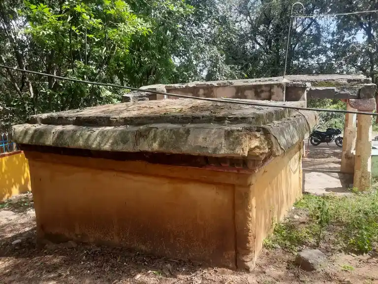 Arulmigu Kolalamman Temple, Gittampatti - 635111 அருள்மிகு சோலாளம்மன் திருக்கோயில், Gittampatti - 635111, Dharmapuri - Ancient Temple Architecture and History Image 6