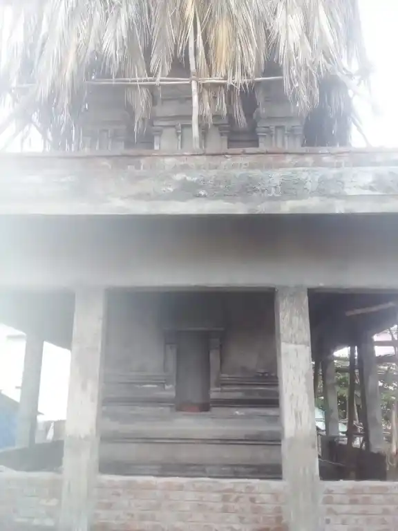 Arulmigu Kollapatty Mariamman Temple, Thekkampatty - 636138 அருள்மிகு கொல்லப்பட்டி மாரியம்மன் திருக்கோயில், Thekkampatty - 636138, Salem - Ancient Temple Architecture and History Image 2