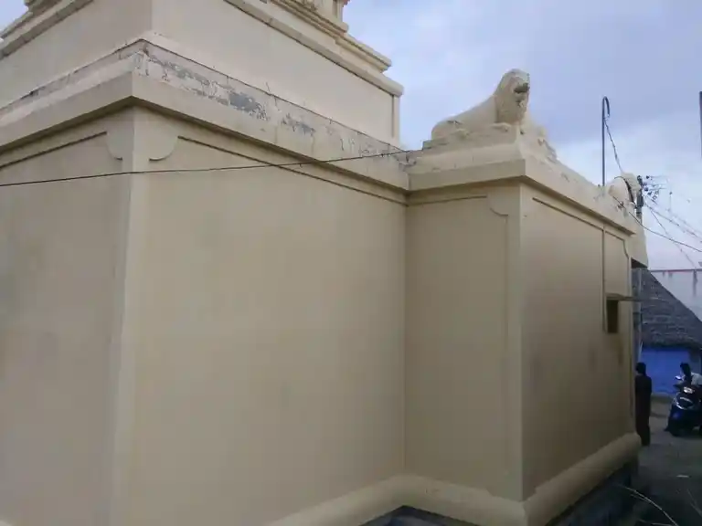 Arulmigu Kollappatti Mallanachiyamman Temple, Kollapatti - 635108 அருள்மிகு கொல்லப்பட்டி மல்ல நாச்சியம்மன் திருக்கோயில், கொல்லப்பட்டி - 635108, Krishnagiri - Ancient Temple Architecture and History Image 3