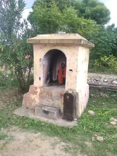 Arulmigu Kolotchiyamman Temple, Sirumarudhur - 621216 Temple