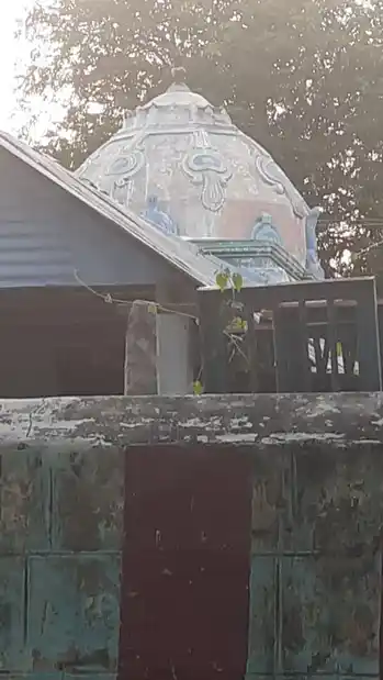 Arulmigu Kolunthudaiya Ayyanar Temple, Puliyankundupatti - 630305 அருள்மிகு கொழுந்துருடைய அய்யனார் திருக்கோயில், அரண்மனைசிறுவயல் - 630305, Sivagangai - Ancient Temple Architecture and History Image 2