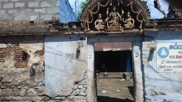 Arulmigu Komali Suppa Reddyar Madam Temple, Thathampatti - 625218 அருள்மிகு கோமாளி சுப்பா ரெட்டியார் மடம், Thathampatti - 625218, Madurai - Ancient Temple Architecture and History Image 2