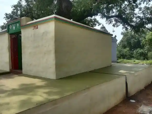 Arulmigu Komalinaicker Temple, Annur - 641653 அருள்மிகு கோமாளி நாயக்கர் திருக்கோயில், Annur - 641653, Coimbatore - Ancient Temple Architecture and History Image 4