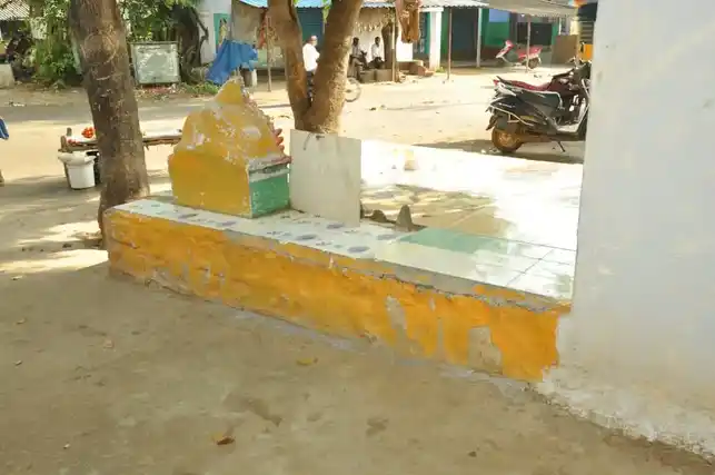 Arulmigu Kona Mariamman Temple, Elagiri - 636807 அருள்மிகு கோணமாரியம்மன் திருக்கோயில், Elagiri - 636807, Dharmapuri - Ancient Temple Architecture and History Image 2