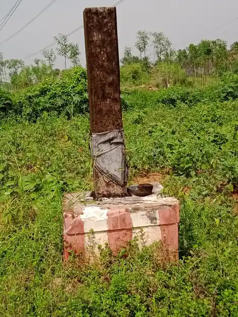 Arulmigu Konda Malai Perumal Temple, Mallanampatti - 624202 அருள்மிகு கொண்ட மலைப்பெருமாள் திருக்கோயில், Mallanampatti - 624202, Dindigul - Ancient Temple Architecture and History Image 4
