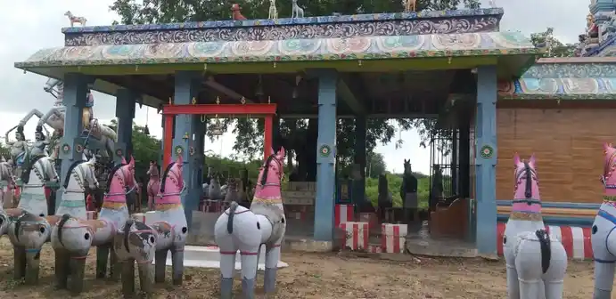 Arulmigu Kondamman Temple, Naduvakottai - 625704 அருள்மிகு கொண்டம்மன் திருக்கோயில், Naduvakottai - 625704, Madurai - Ancient Temple Architecture and History Image 3